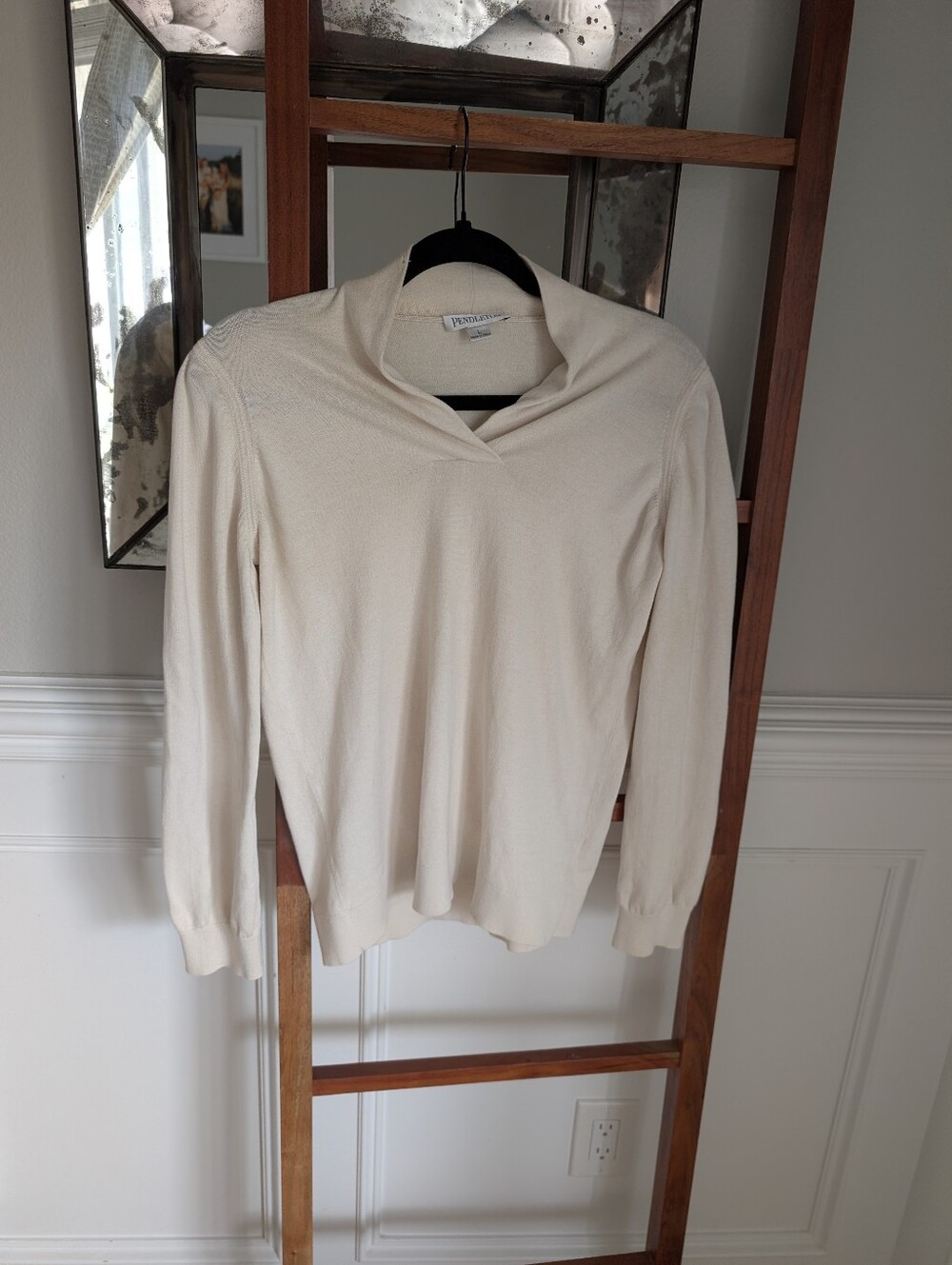 Silk Pendleton Cream Cowl-Neck Lightweight Women's Sweater